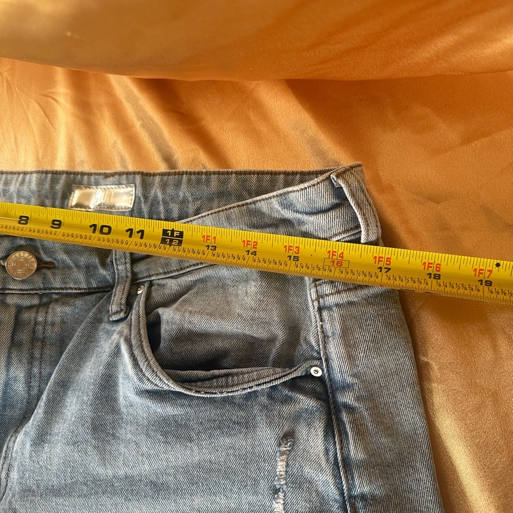 Kut from the Kloth Light Blue Frayed Jean Shorts - Picture 5 of 7